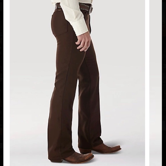 Wrangler textured stretch twill jeans - Picture 2 of 6